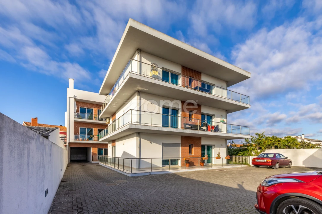 Apartamento T3 para Venda em Marinha Grande Foto 12