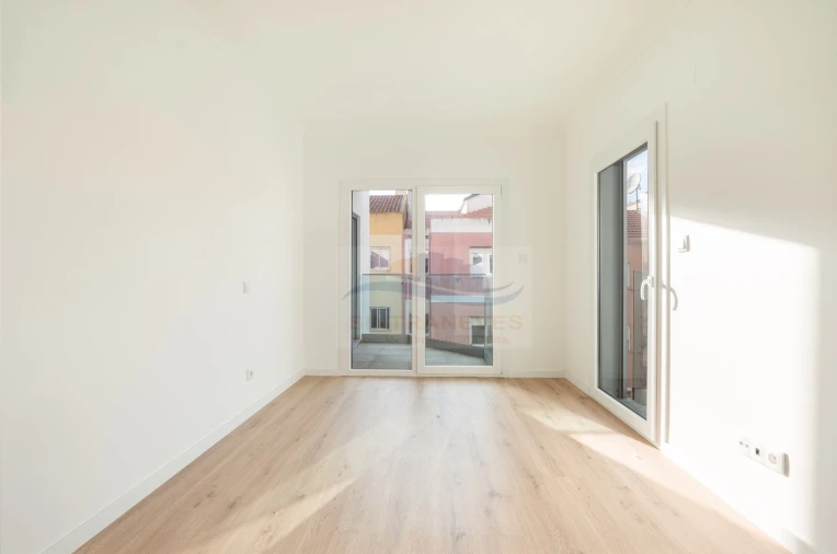 Apartamento T3 para Venda em Mina de Água Foto 25