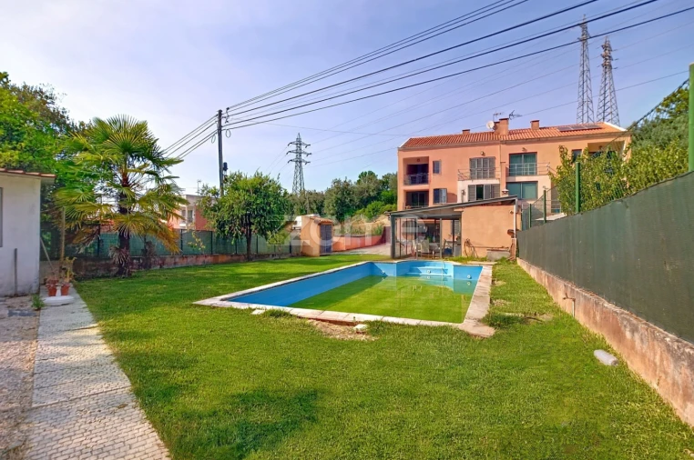 Moradia T3 para Venda em Santa Clara e Castelo Viegas Foto 36