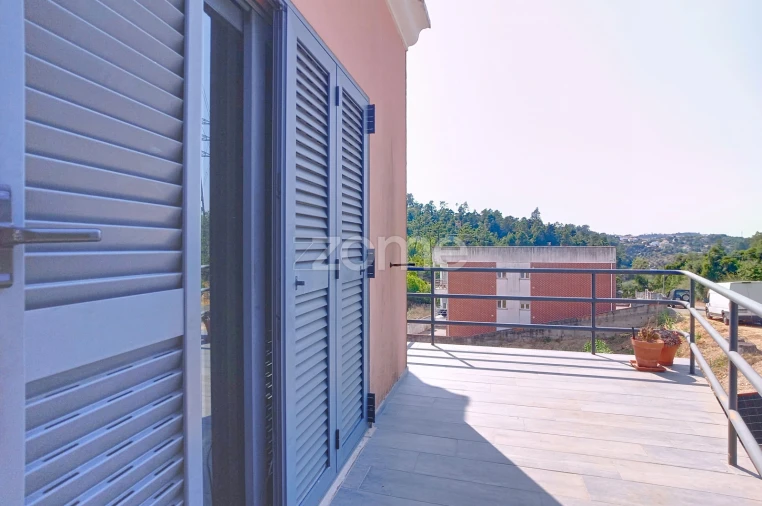 Moradia T3 para Venda em Santa Clara e Castelo Viegas Foto 30