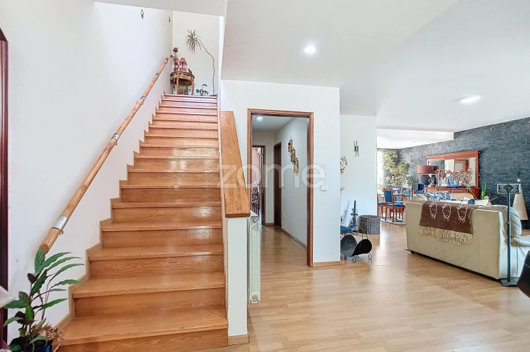 Moradia T3 para Venda em Santa Clara e Castelo Viegas Foto 5