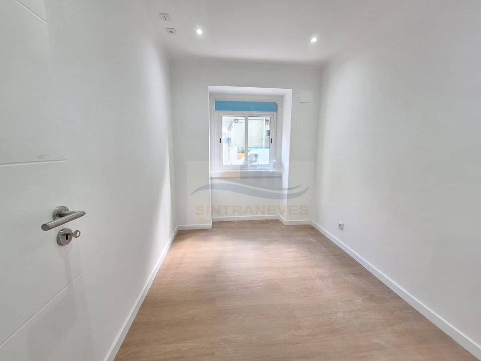 Apartamento T2 para Venda em Mina de Água Foto 10