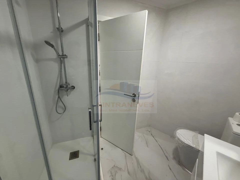 Apartamento T2 para Venda em Mina de Água Foto 2