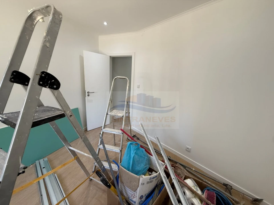 Apartamento T2 para Venda em Mina de Água Foto 4