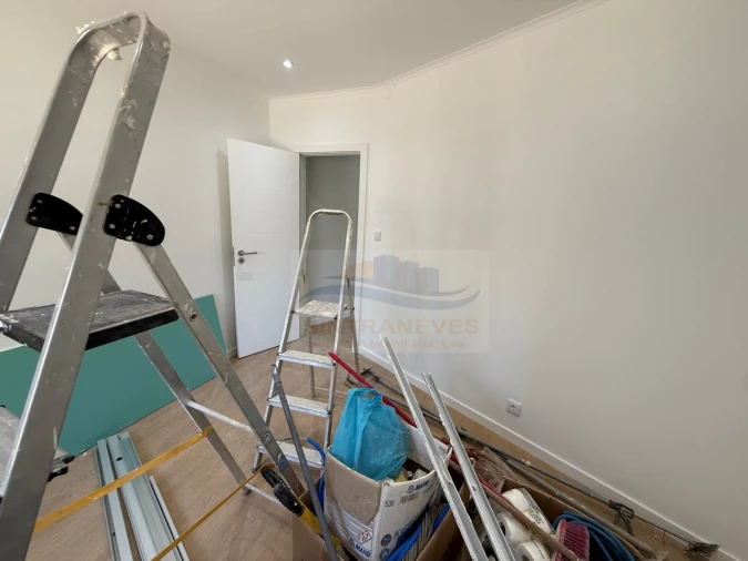 Apartamento T2 para Venda em Mina de Água Foto 4