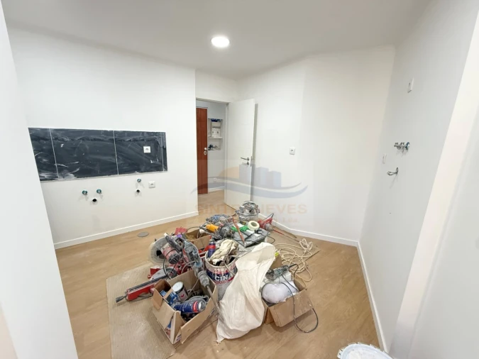 Apartamento T2 para Venda em Mina de Água Foto 5