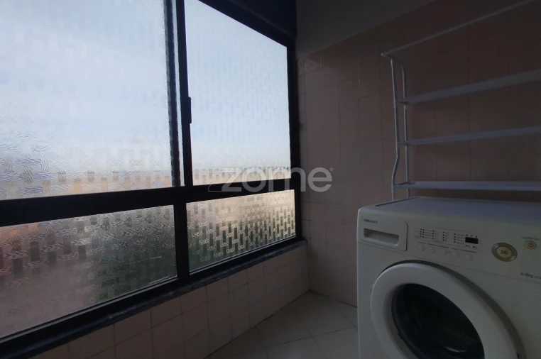 Apartamento T2 para Arrendamento em Santo Antonio dos Olivais Foto 15