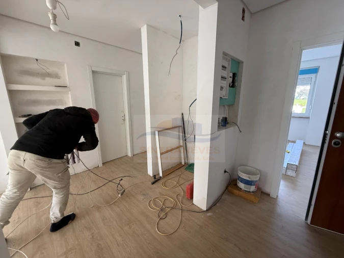 Apartamento T2 para Venda em Venteira Foto 2