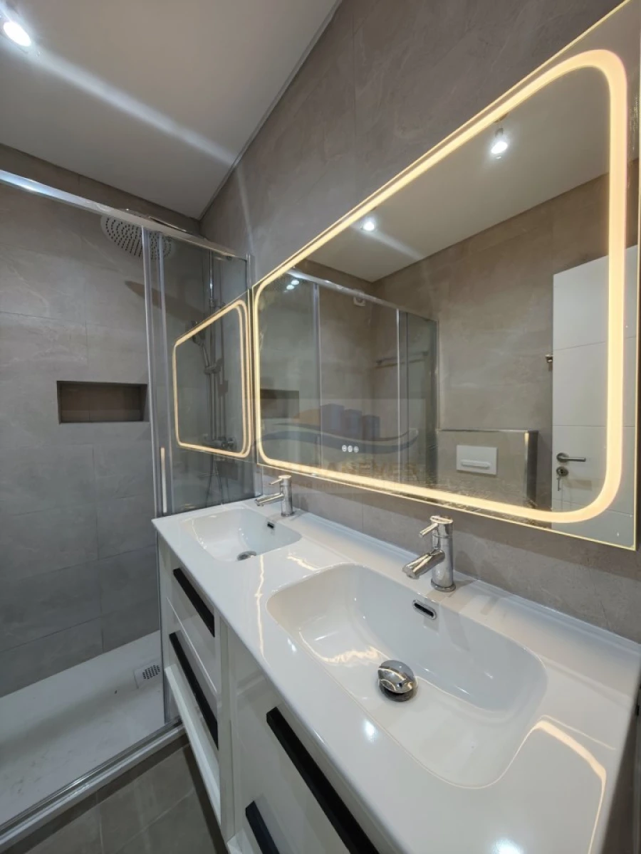 Apartamento T2 para Venda em Venteira Foto 8