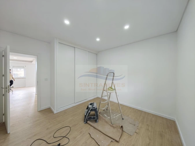 Apartamento T2 para Venda em Venteira Foto 11