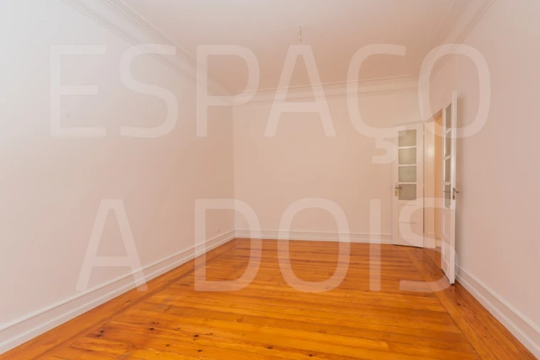 Apartamento T3 para Arrendamento em Estrela Foto 16