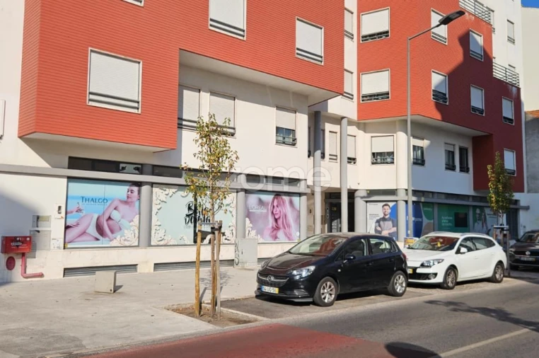 Negócio para Venda em Barreiro e Lavradio Foto 2