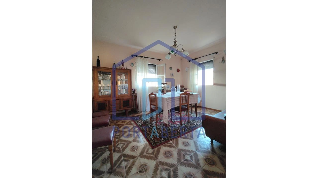 Moradia T3 para Venda em Aguas Frias Foto 4