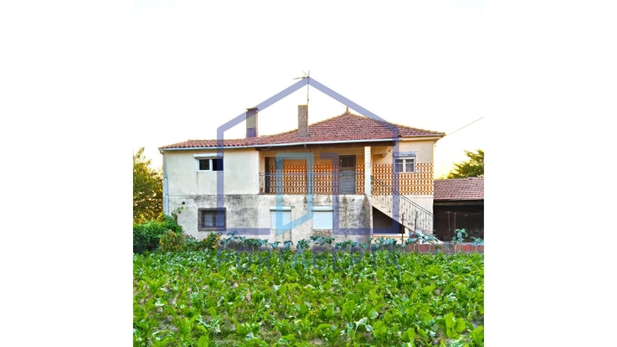Moradia T3 para Venda em Aguas Frias