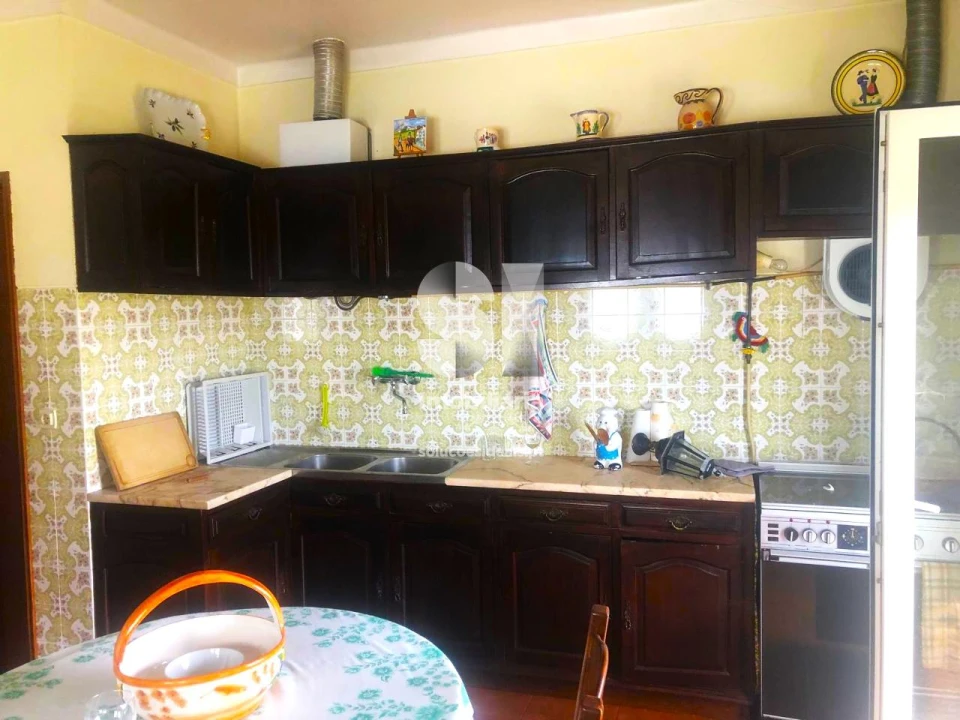 Moradia T3 para Venda em Alijo Foto 19