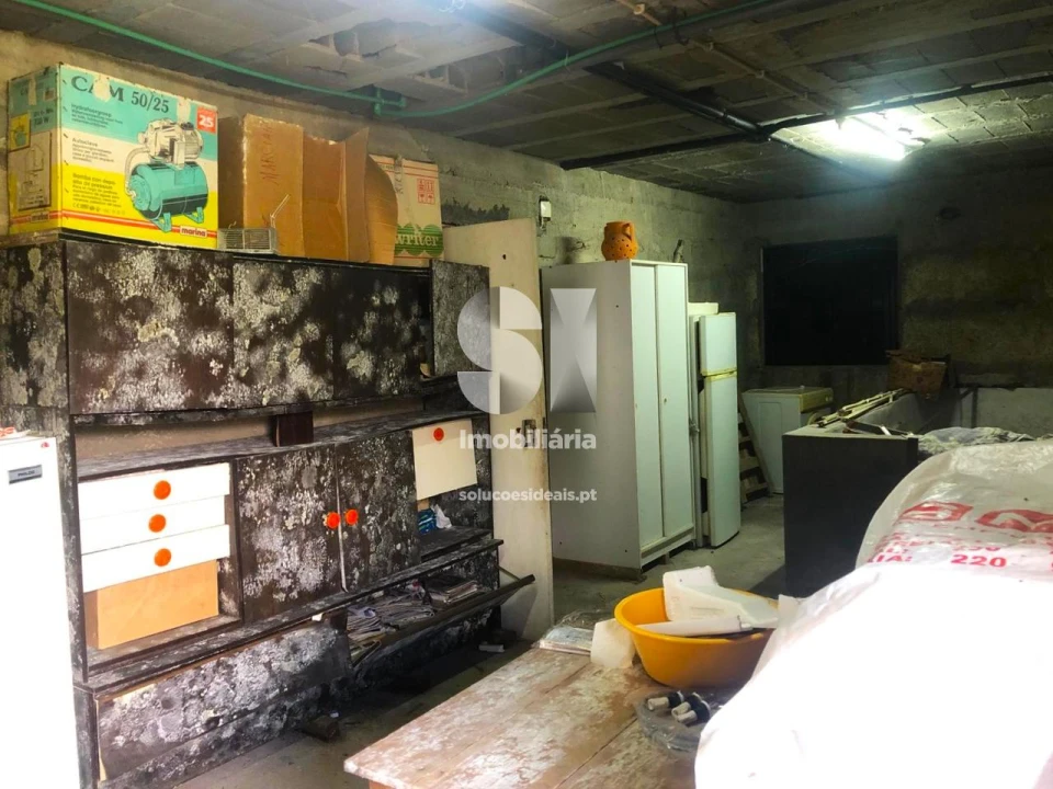 Moradia T3 para Venda em Alijo Foto 22