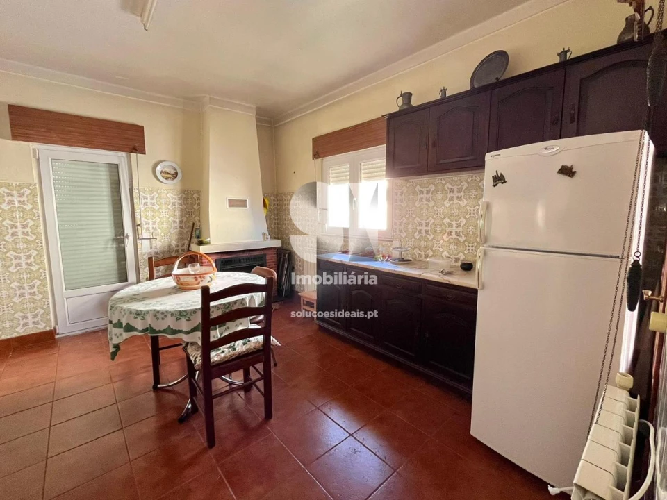 Moradia T3 para Venda em Alijo Foto 27