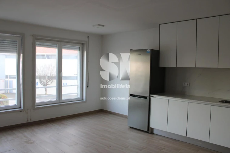 Apartamento T2 para Arrendamento em Ílhavo (São Salvador) Foto 1