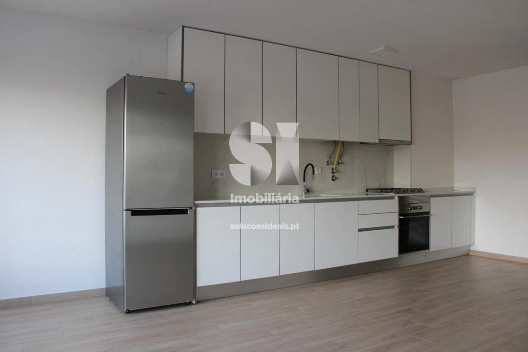 Apartamento T2 para Arrendamento em Ílhavo (São Salvador) Foto 3