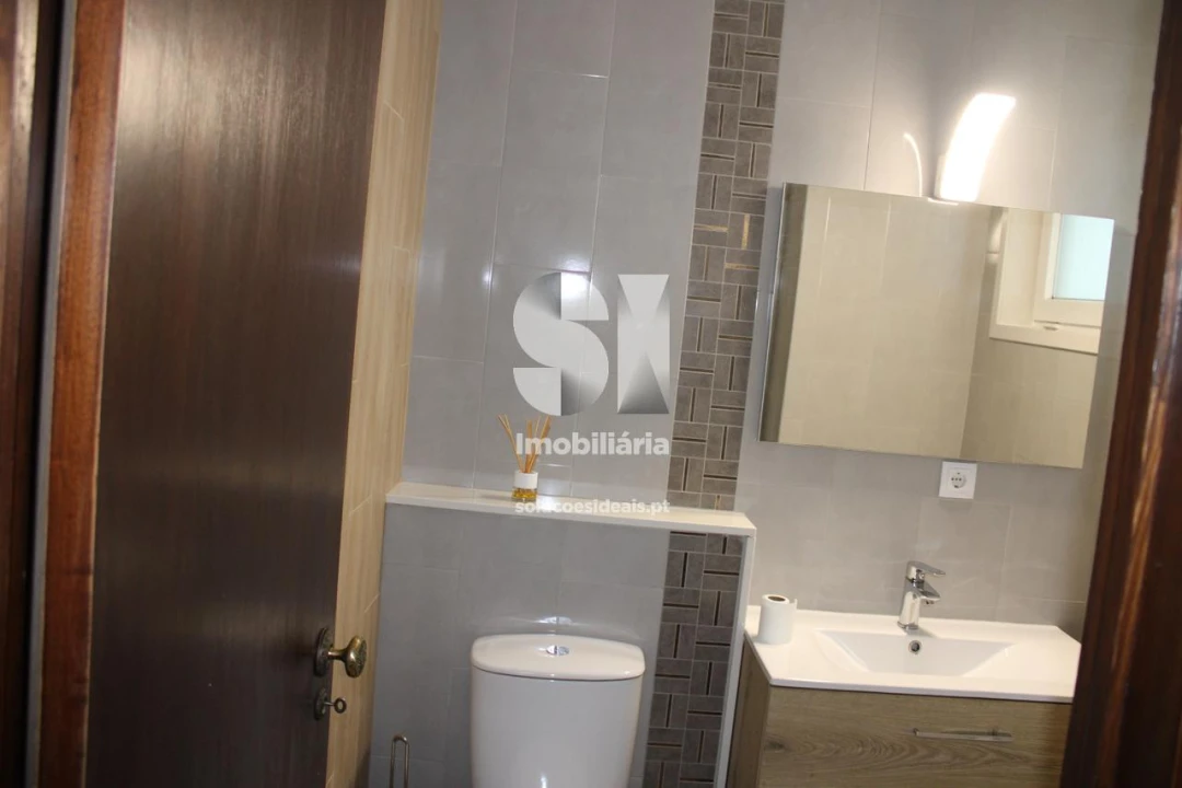 Apartamento T2 para Arrendamento em Ílhavo (São Salvador) Foto 7