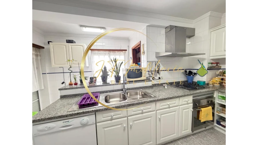 Apartamento T3 para Venda em Esgueira Foto 3