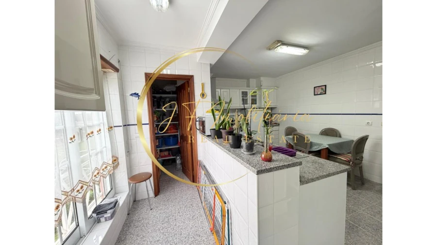 Apartamento T3 para Venda em Esgueira Foto 6