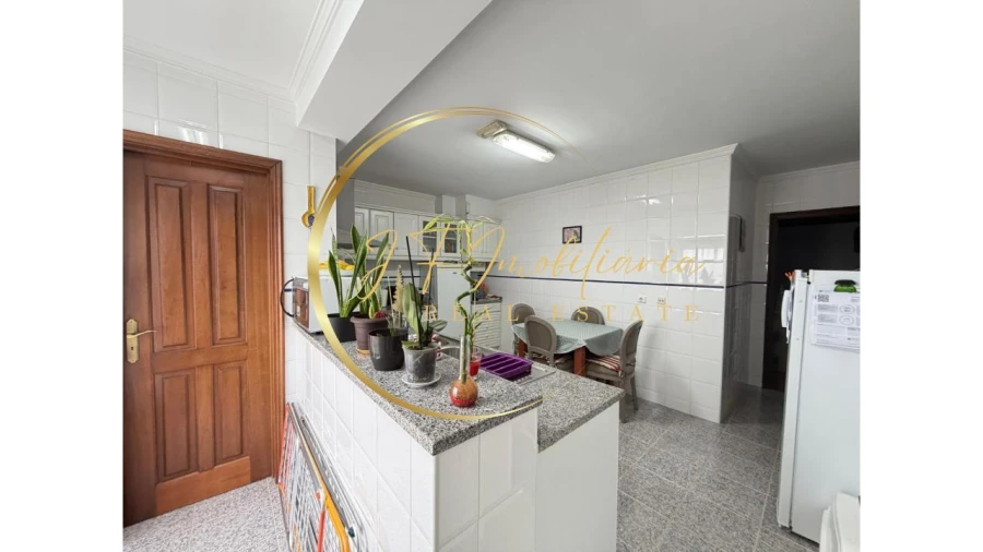 Apartamento T3 para Venda em Esgueira Foto 7