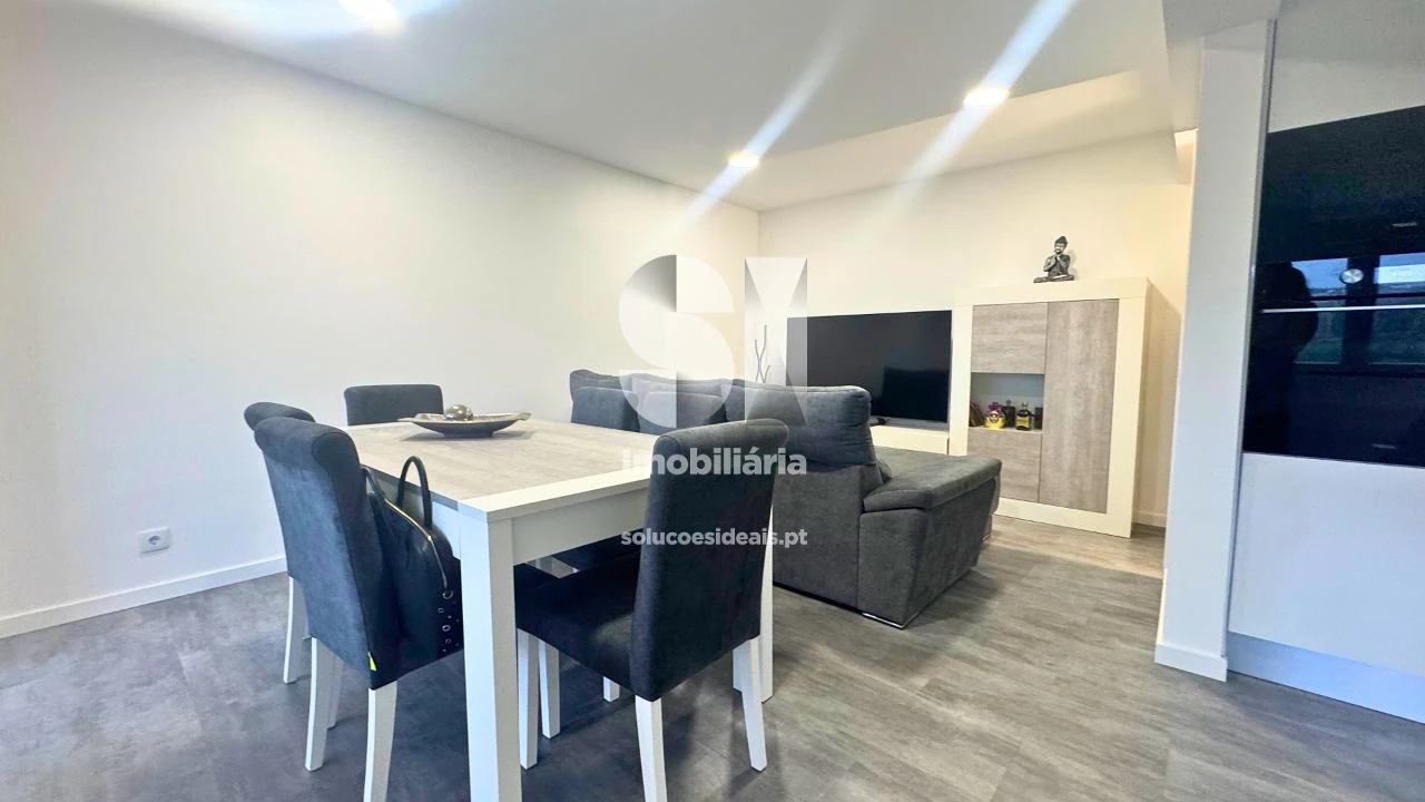 Apartamento T2 para Venda em Buarcos Foto 11