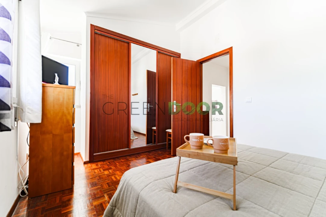 Moradia T5 para Venda em Aveiras de Baixo Foto 25