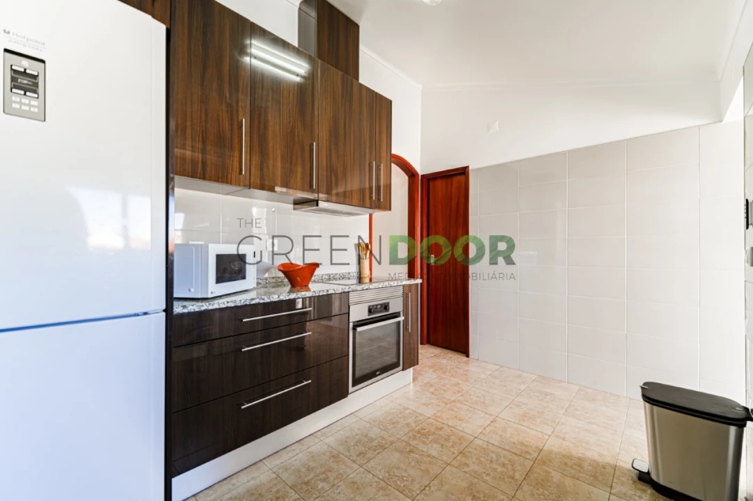 Moradia T5 para Venda em Aveiras de Baixo Foto 26