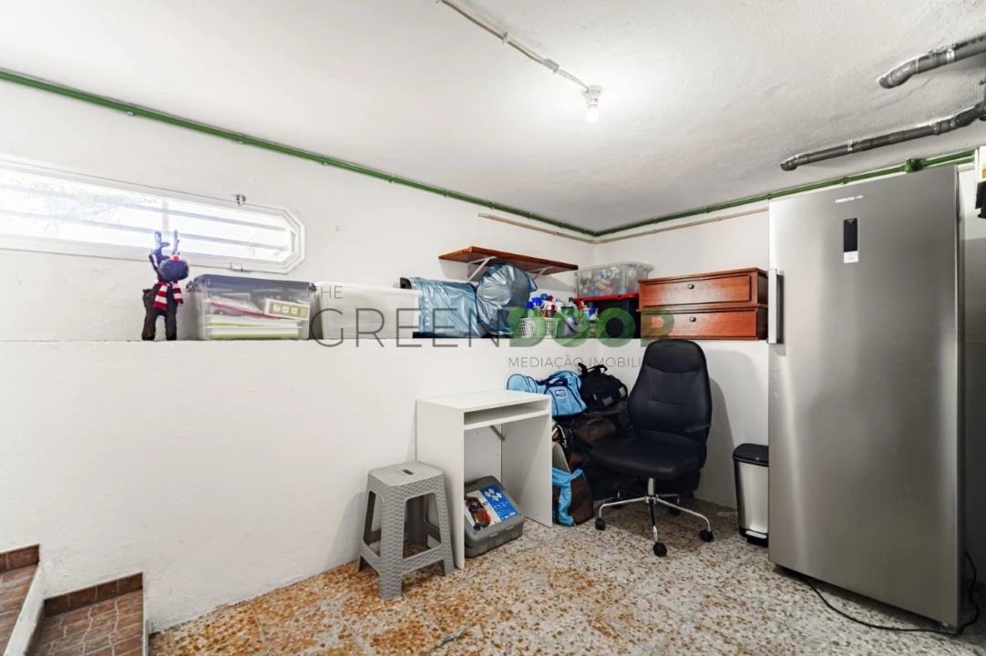 Moradia T5 para Venda em Aveiras de Baixo Foto 33