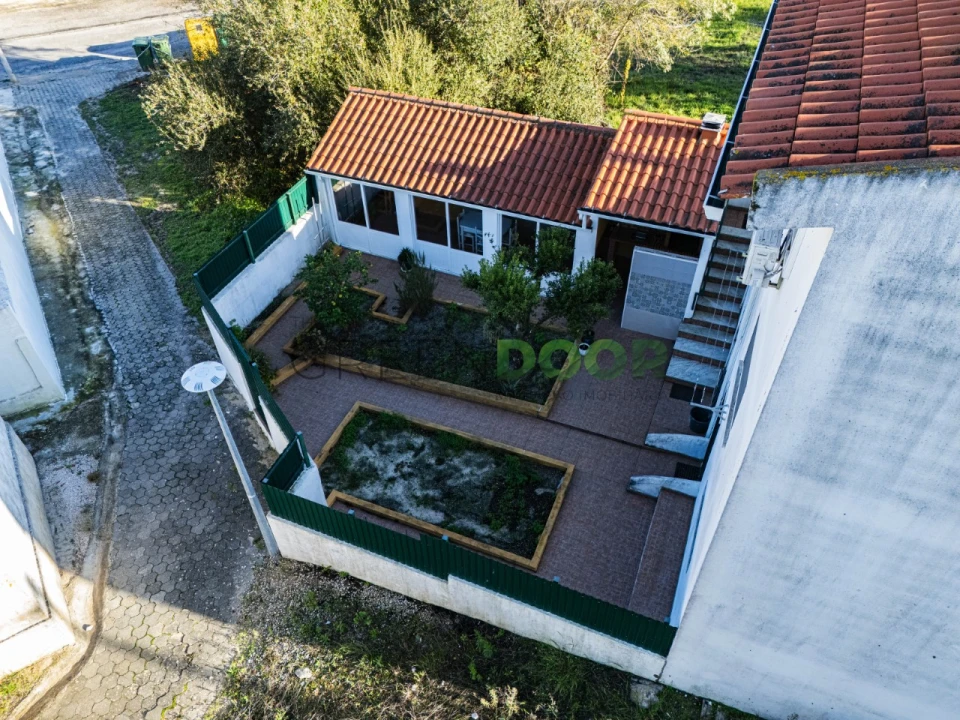 Moradia T5 para Venda em Aveiras de Baixo Foto 40