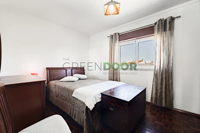 Moradia T5 para Venda em Aveiras de Baixo Foto 16