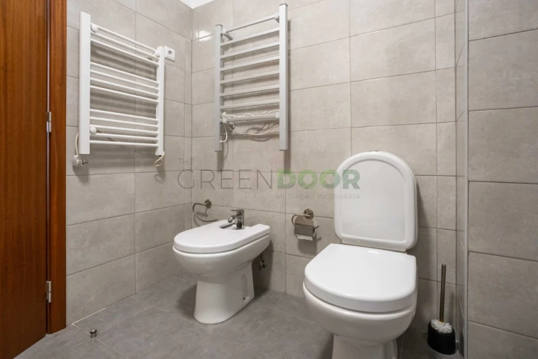 Moradia T5 para Venda em Aveiras de Baixo Foto 25