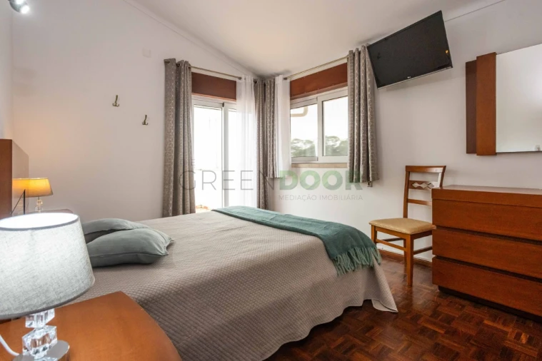 Moradia T5 para Venda em Aveiras de Baixo Foto 31