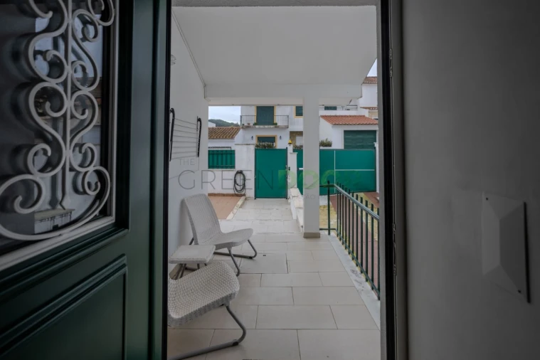 Moradia T5 para Venda em Aveiras de Baixo Foto 2