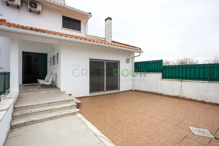 Moradia T5 para Venda em Aveiras de Baixo Foto 64