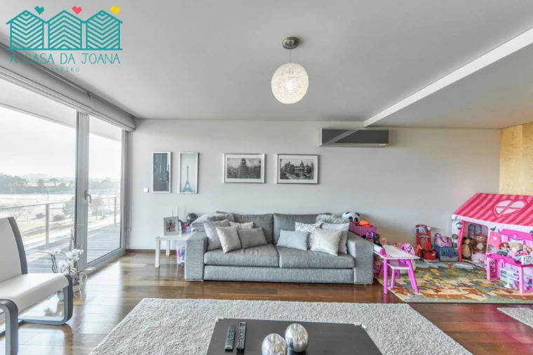 Apartamento T3 para Arrendamento em Glória e Vera Cruz Foto 4