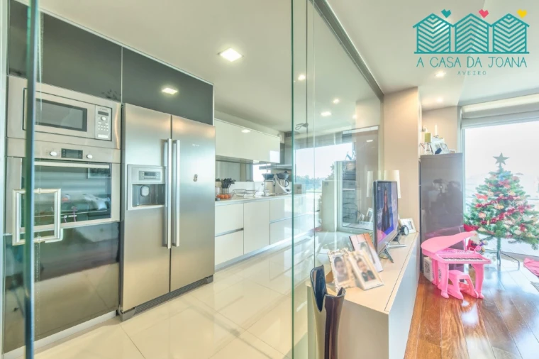 Apartamento T3 para Arrendamento em Glória e Vera Cruz Foto 7