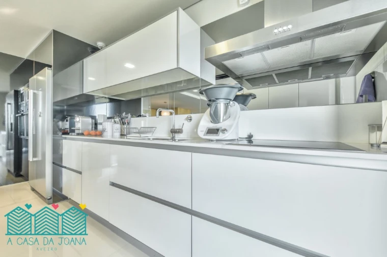 Apartamento T3 para Arrendamento em Glória e Vera Cruz Foto 8