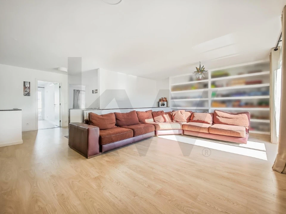 Apartamento T4 para Venda em Amora Foto 6