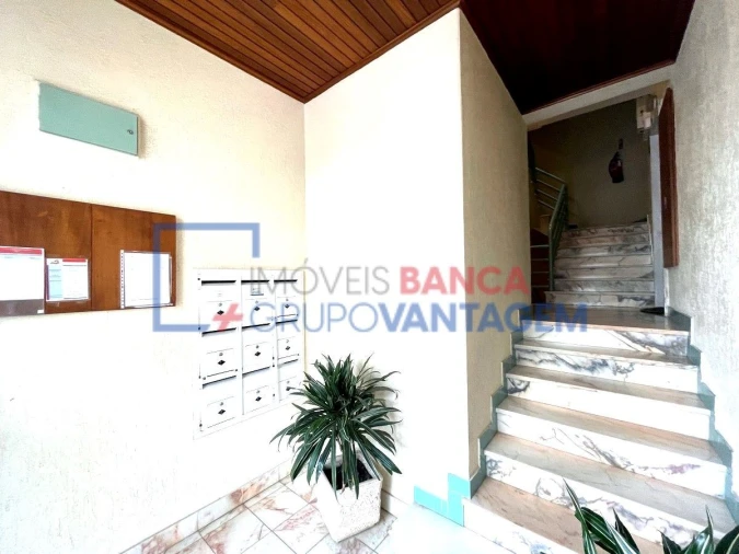 Apartamento T3 para Venda em Charneca de Caparica e Sobreda Foto 25