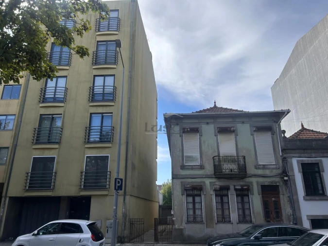 Moradia T6 para Venda em Custóias, Leça do Balio e Guifões Foto 2