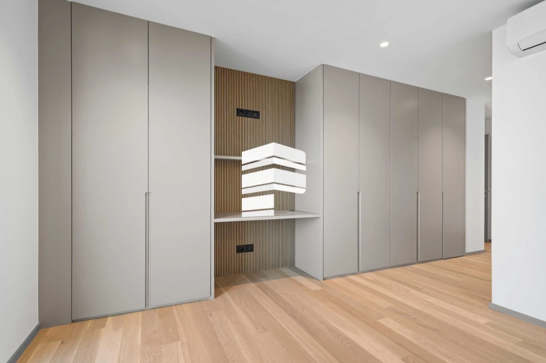Apartamento T1 para Venda em São Martinho Foto 7