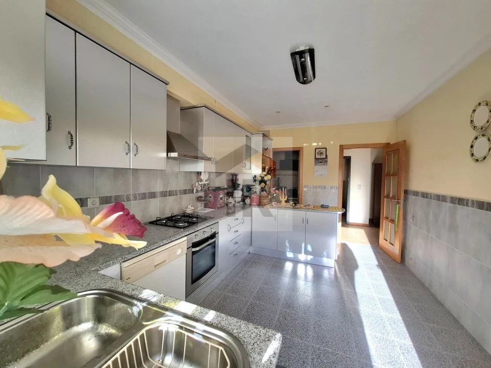 Apartamento T3 para Venda em Caldas da Rainha - Santo Onofre e Serra do Bouro Foto 2