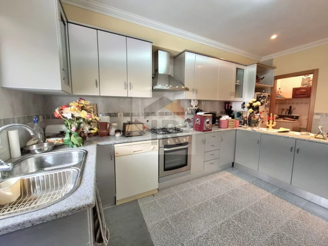 Apartamento T3 para Venda em Caldas da Rainha - Santo Onofre e Serra do Bouro Foto 1