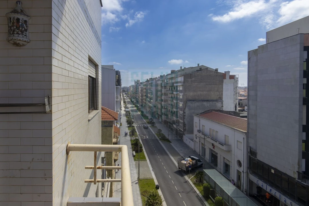 Apartamento T3 para Arrendamento em Póvoa de Varzim, Beiriz e Argivai Foto 2