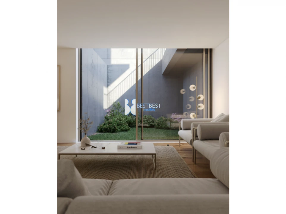 Moradia T3 para Venda em Arcozelo Foto 7