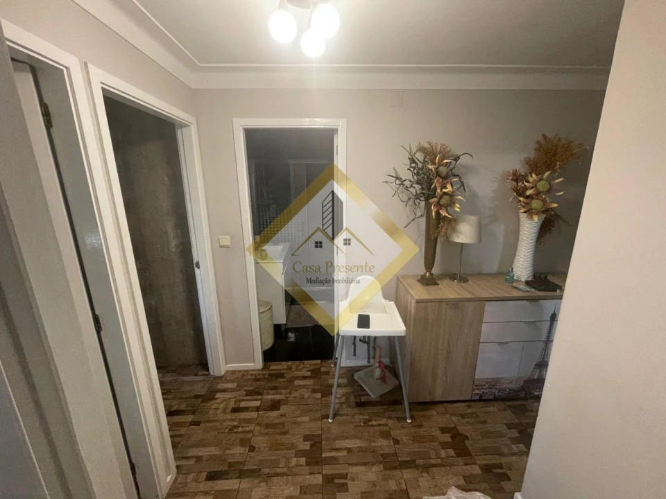 Apartamento T2 para Venda em Rio Tinto Foto 4