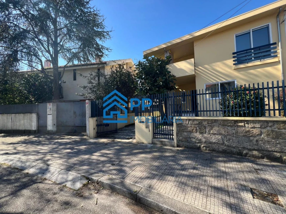 Moradia T5 para Venda em São Mamede de Infesta e Senhora da Hora Foto 4